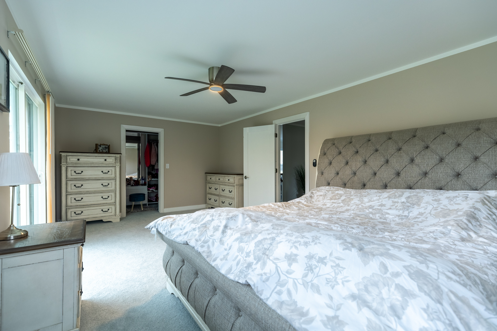 1762 W Palatine Road, Palatine, IL 60067