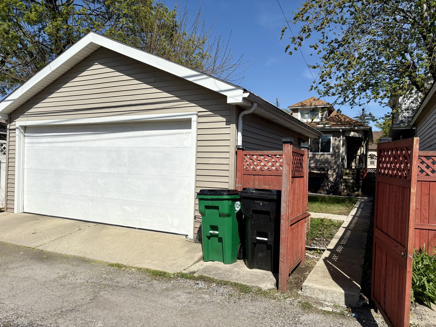 2628 East Avenue, Berwyn, IL 60402