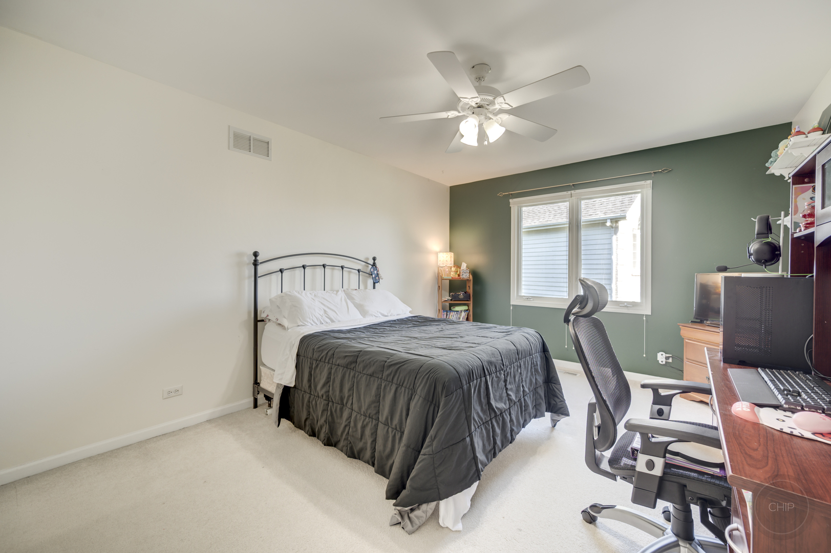 2411 Williamstown Court, Naperville, IL 60564