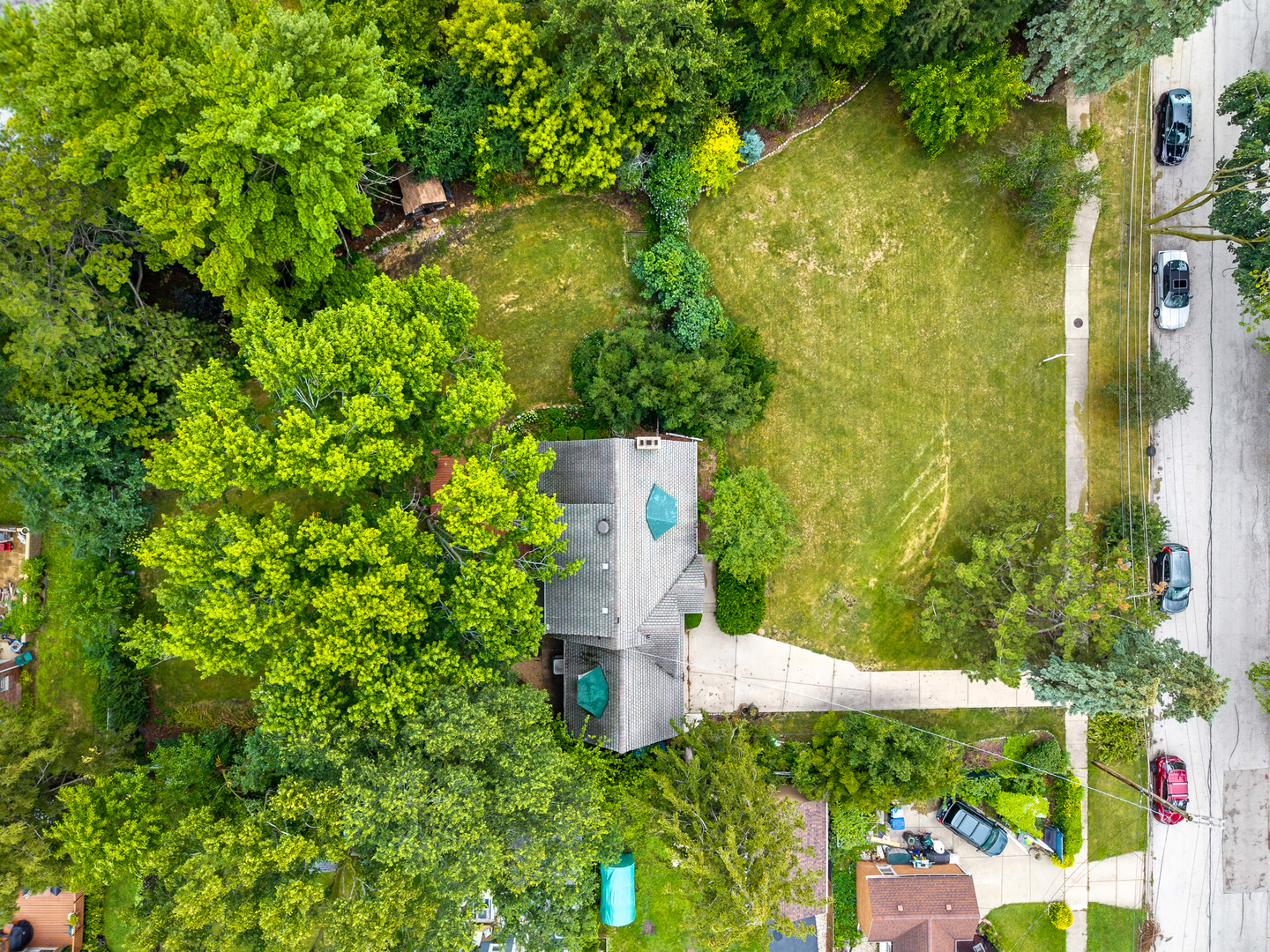 1828 E Lincoln Avenue, Des Plaines, IL 60018