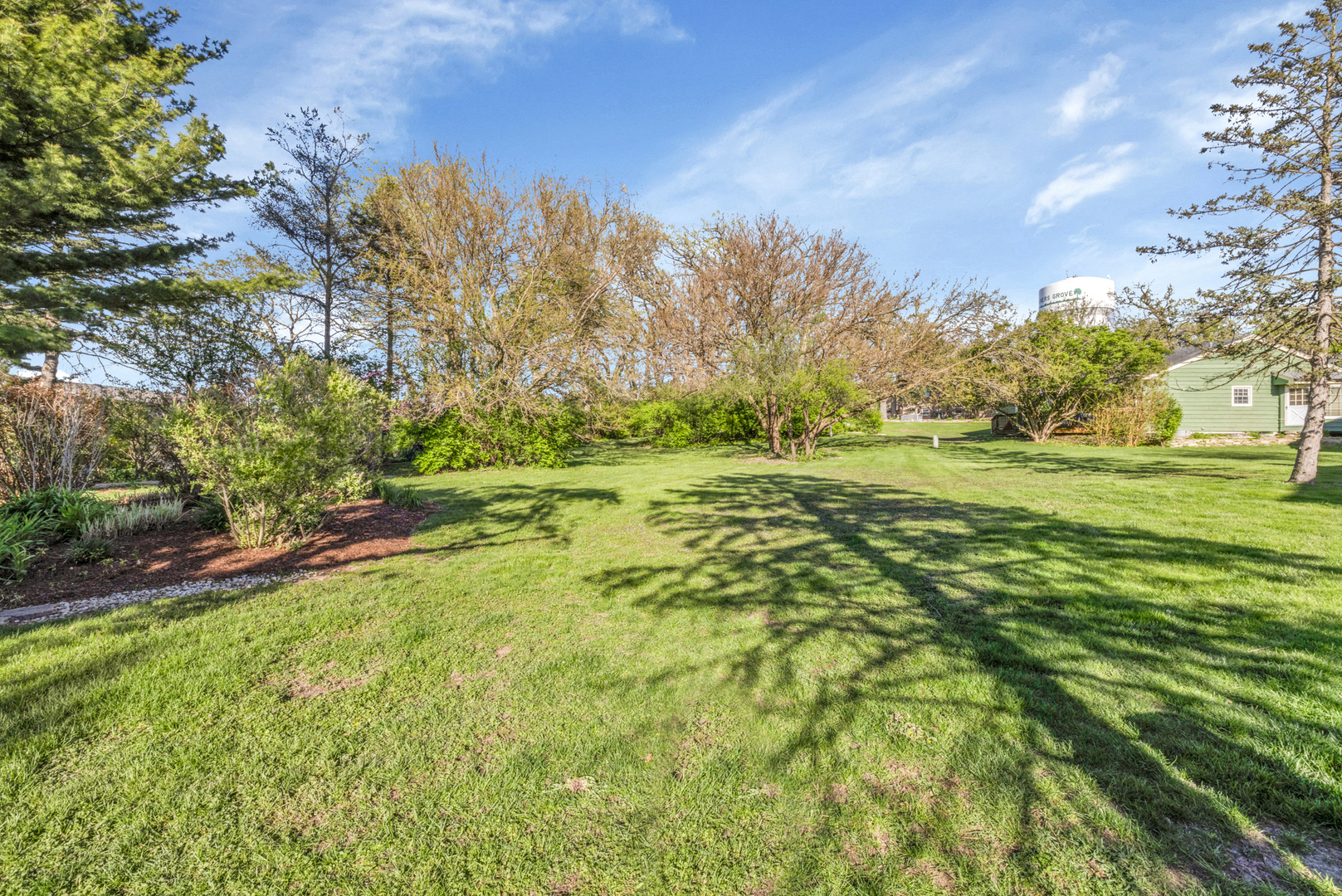 1081 Barneswood Drive, Downers Grove, IL 60515