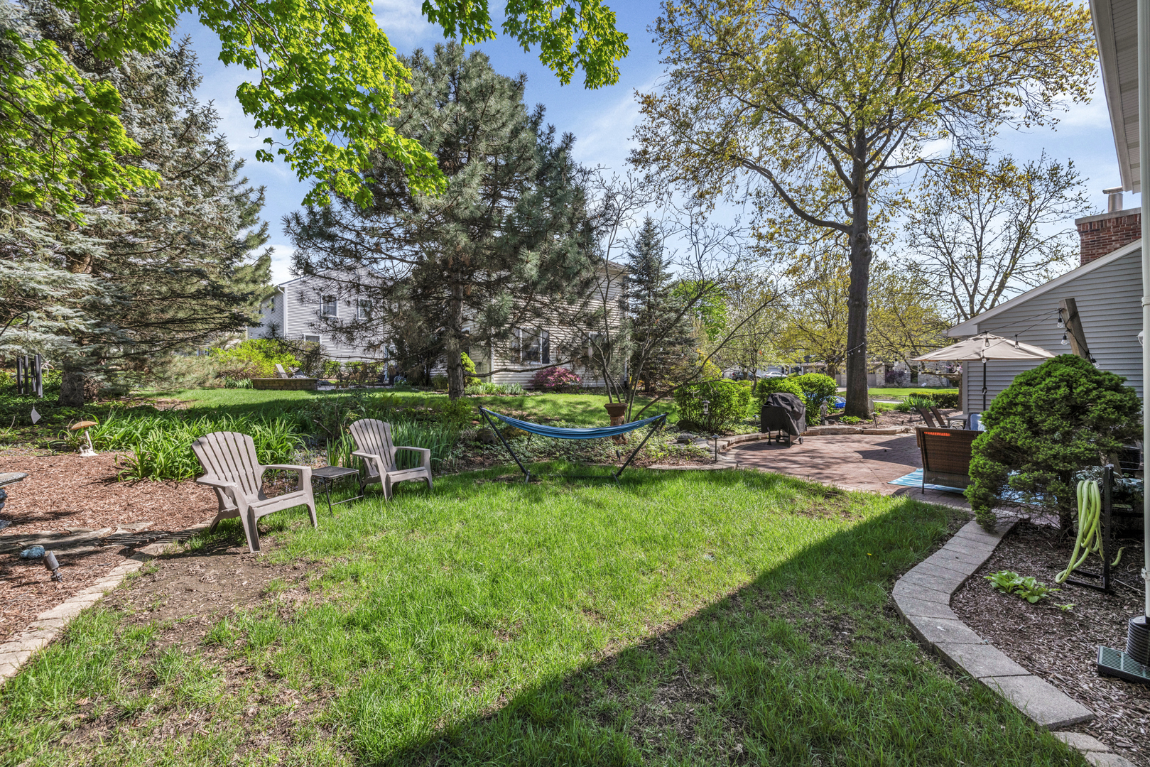 1081 Barneswood Drive, Downers Grove, IL 60515