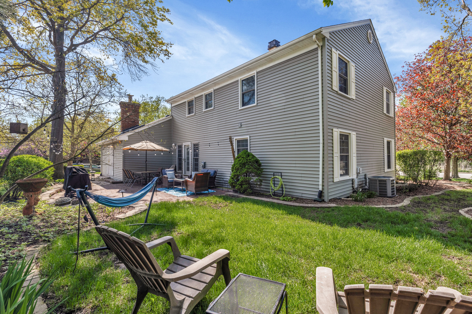1081 Barneswood Drive, Downers Grove, IL 60515