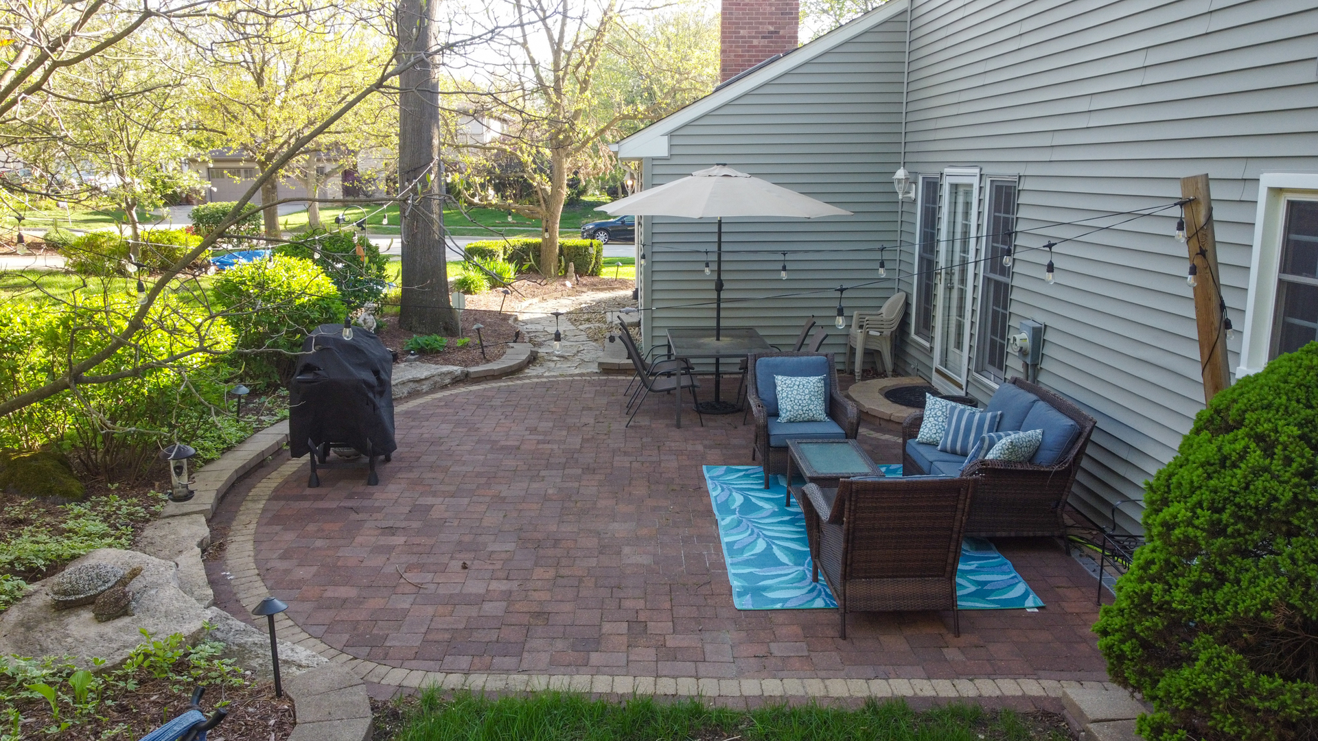 1081 Barneswood Drive, Downers Grove, IL 60515