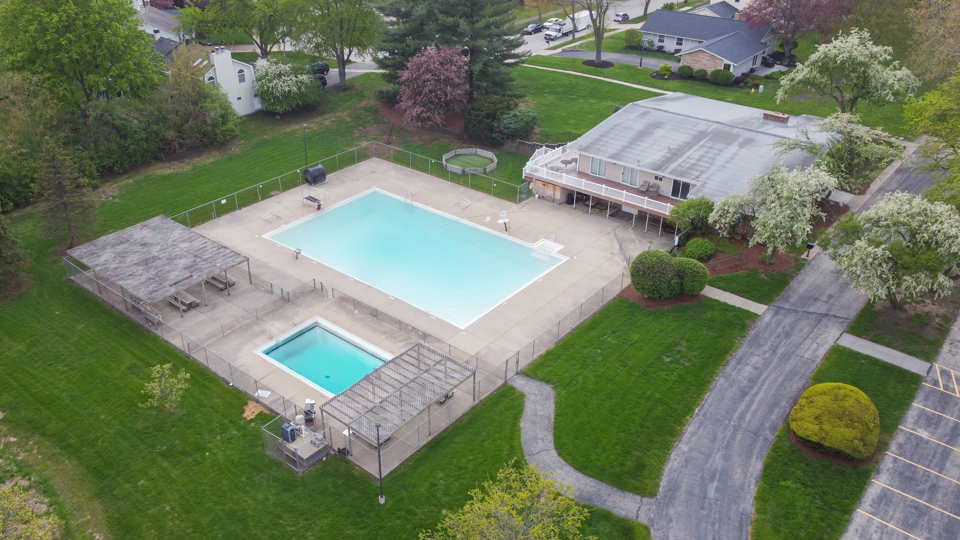1081 Barneswood Drive, Downers Grove, IL 60515