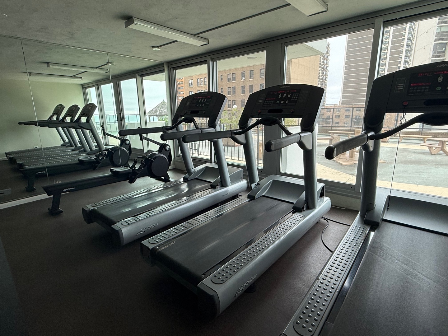 6033 N Sheridan Road #12B, Chicago, IL 60660