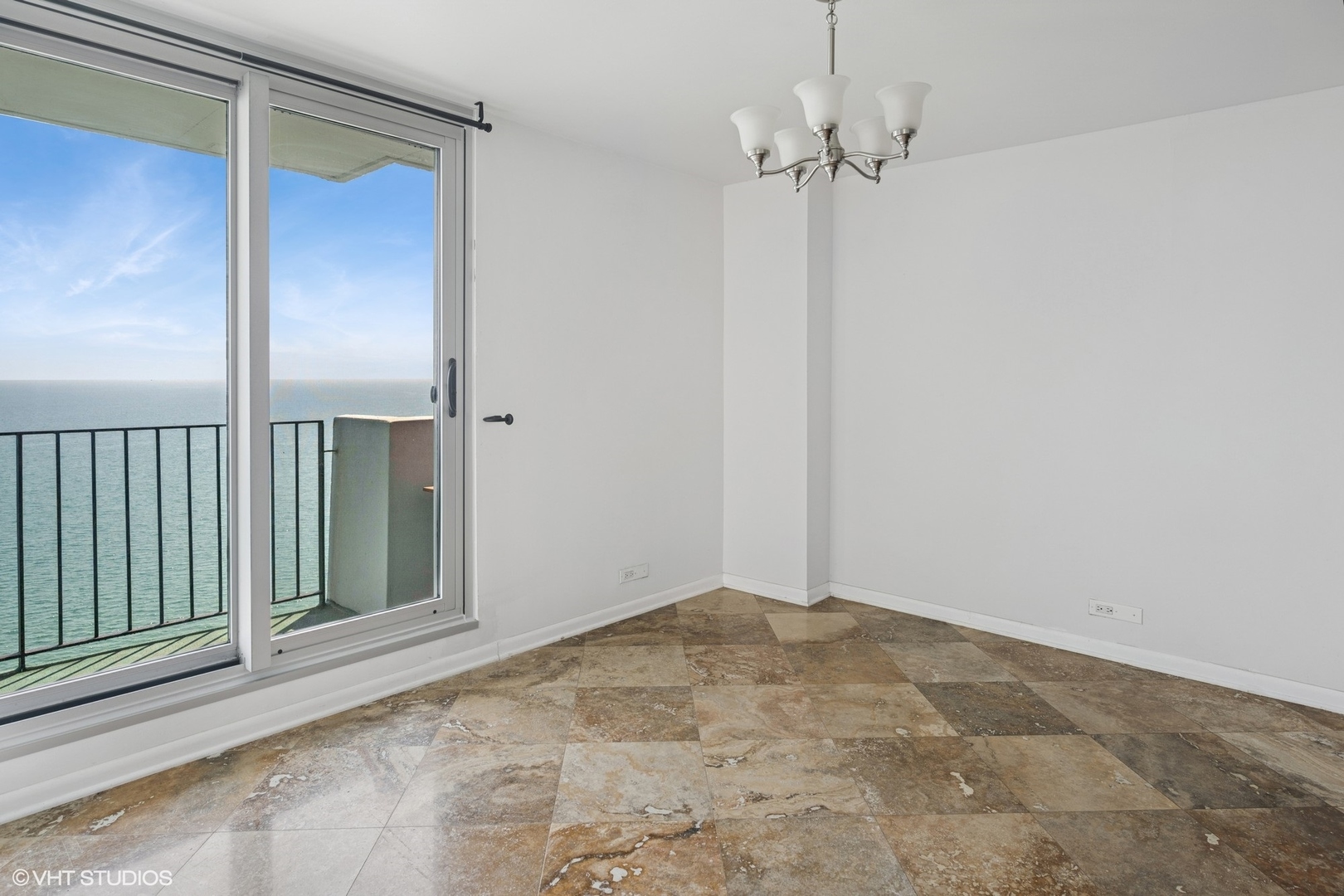 6033 N Sheridan Road #12B, Chicago, IL 60660