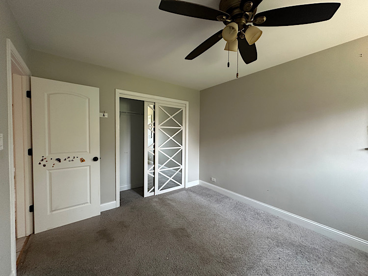 8517 W Carmen Avenue, Chicago, IL 60656