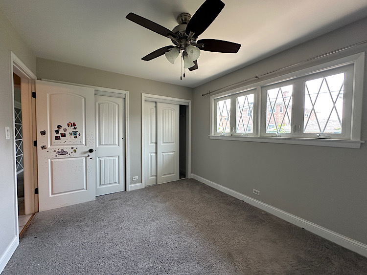 8517 W Carmen Avenue, Chicago, IL 60656