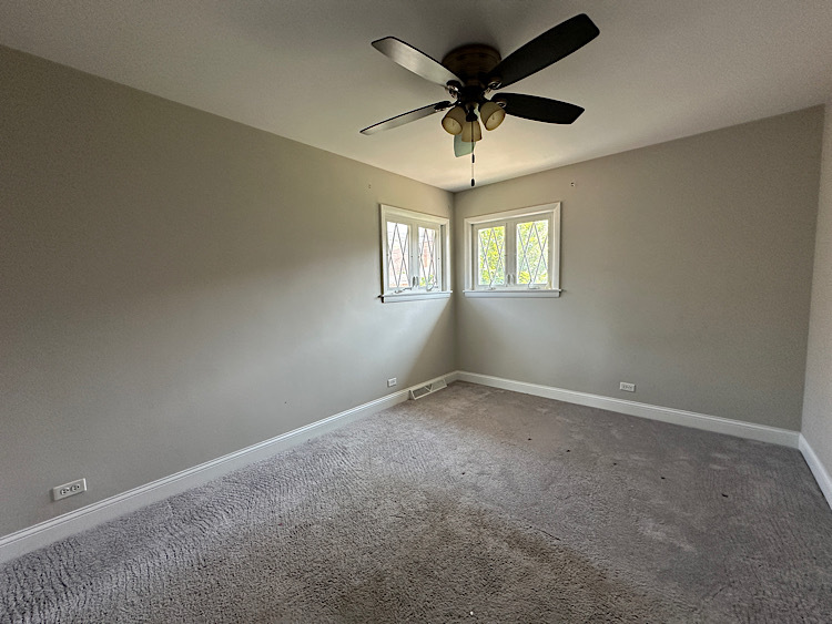 8517 W Carmen Avenue, Chicago, IL 60656