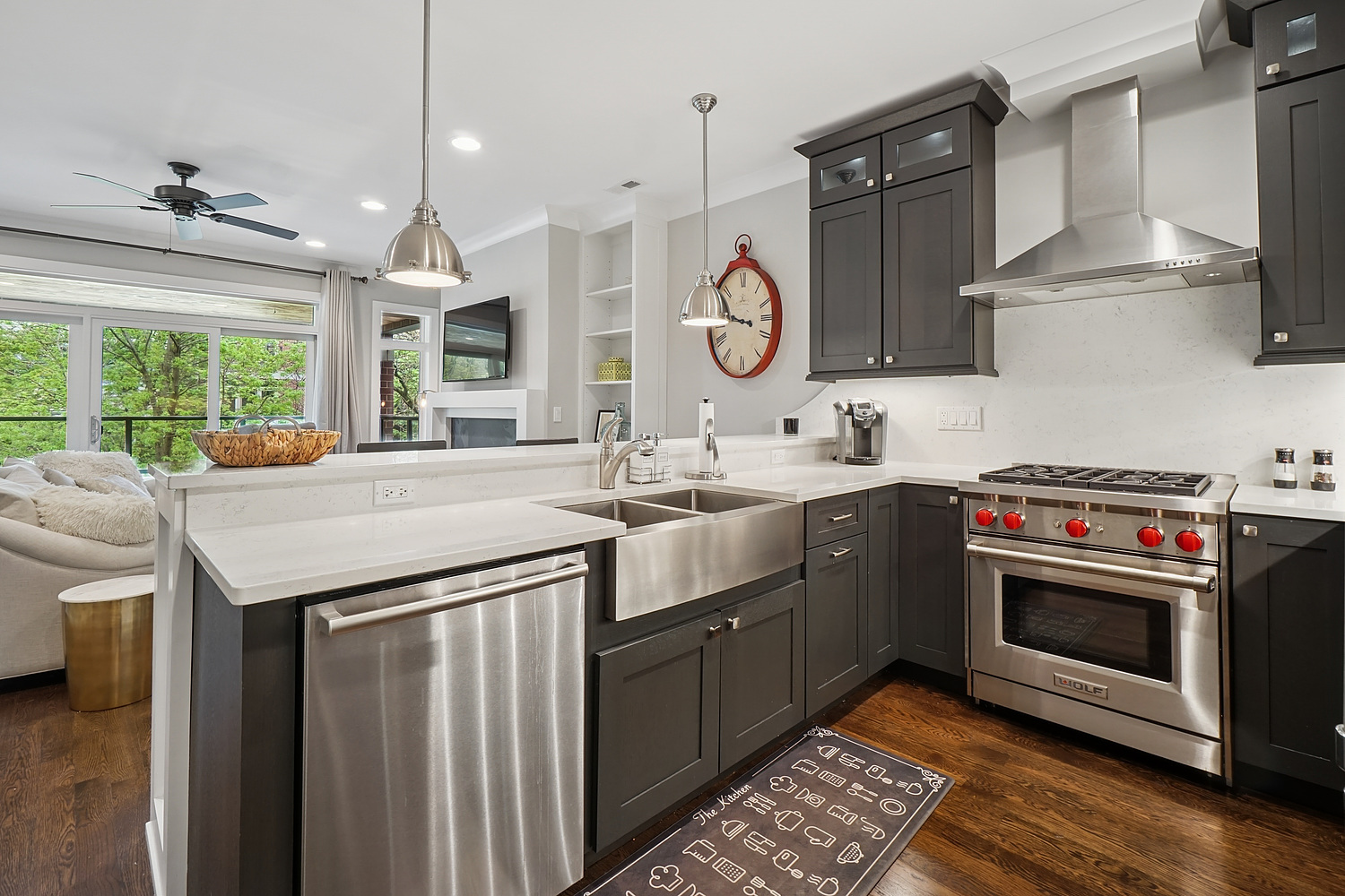 3740 N Kenmore Avenue #2, Chicago, IL 60613