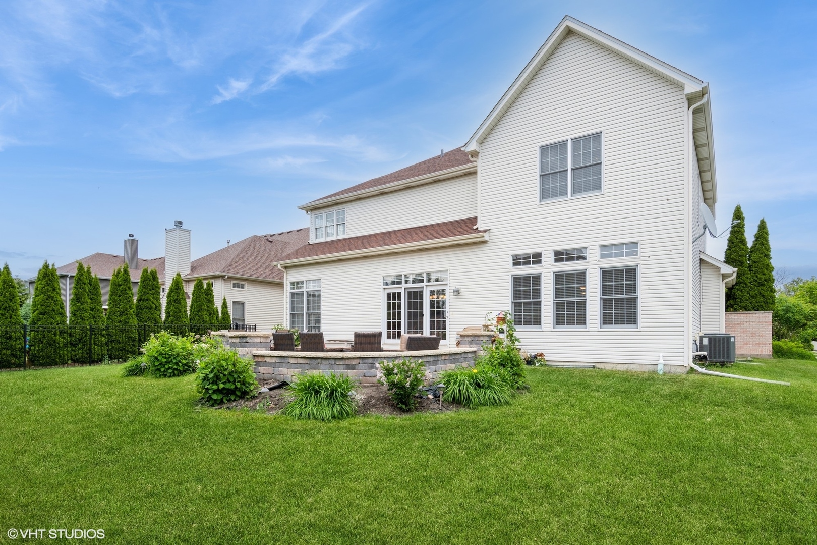12116 Winterberry Lane, Plainfield, IL 60585