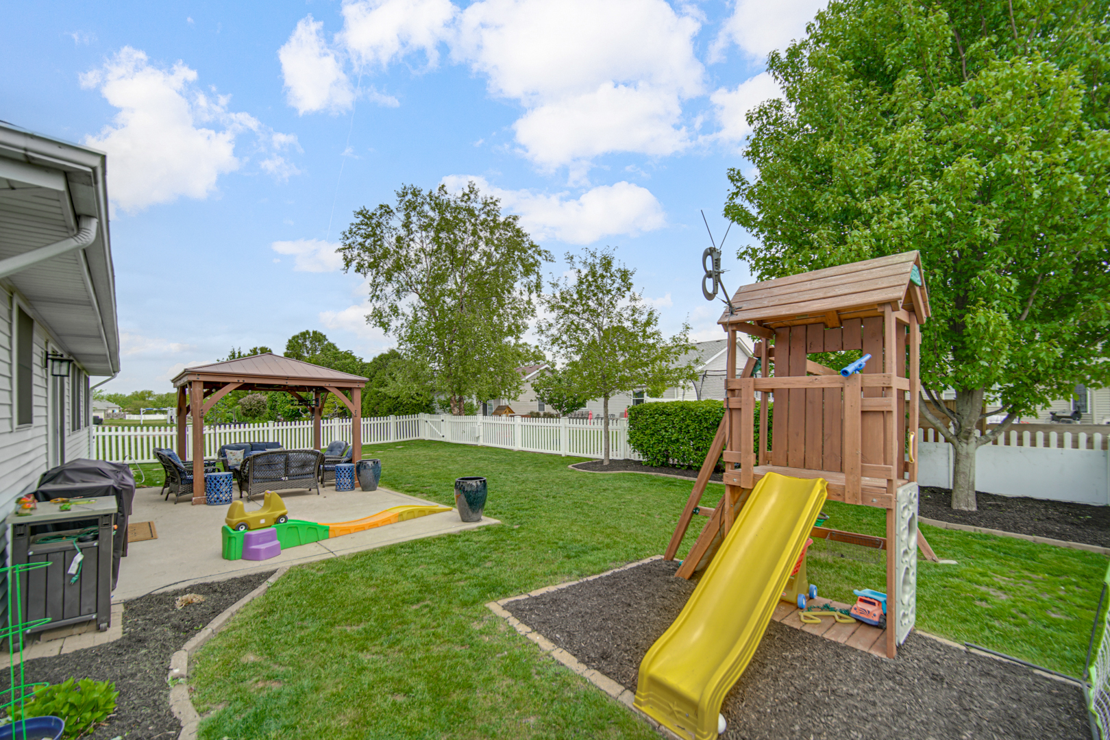 1611 Saddle Run Lane, Beecher, IL 60401