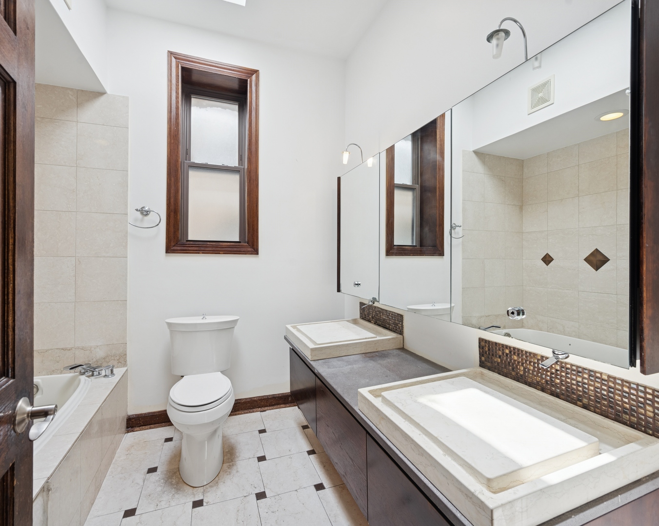 4143 N Ashland Avenue #2B, Chicago, IL 60613