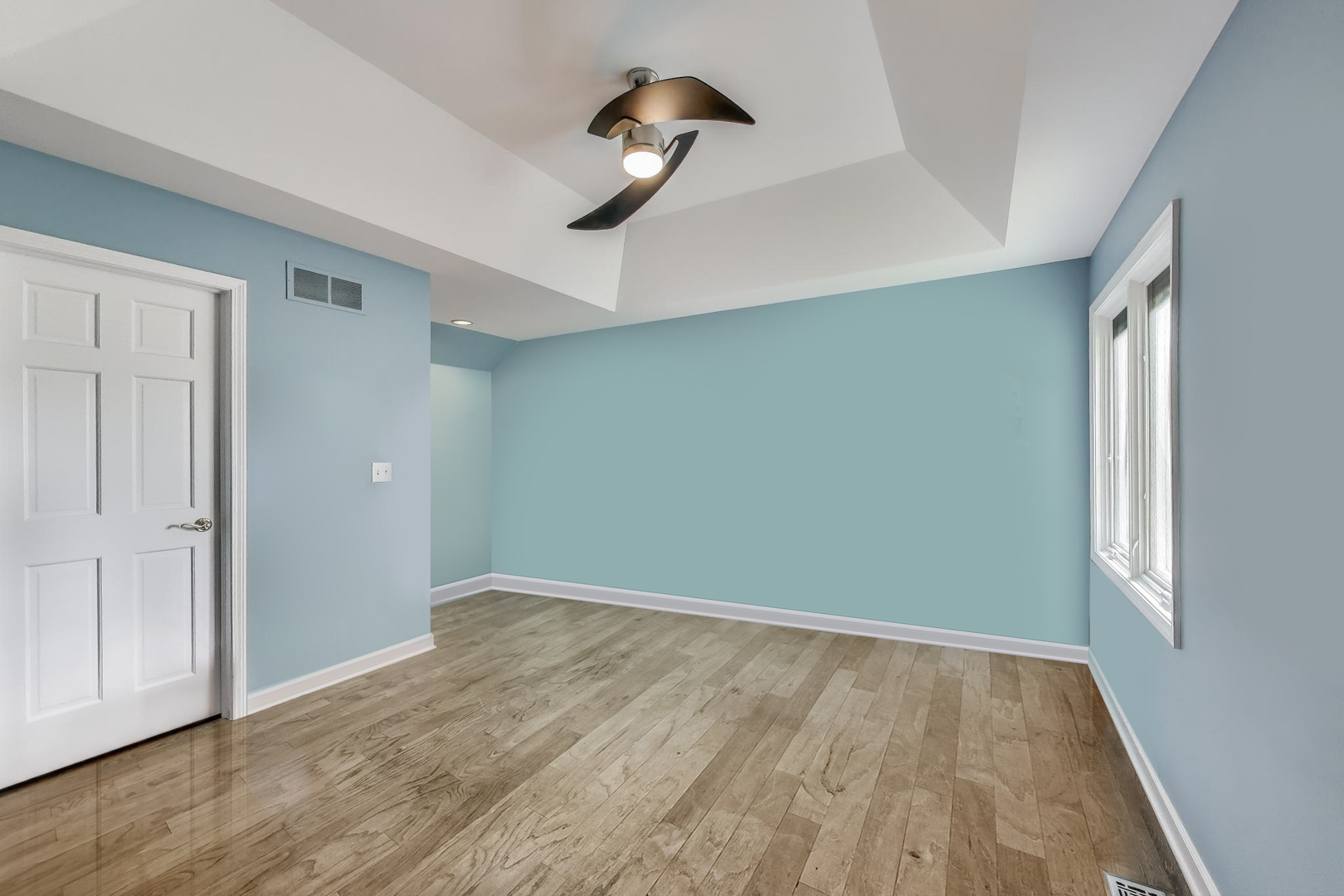 1304 Harvell Drive, Batavia, IL 60510