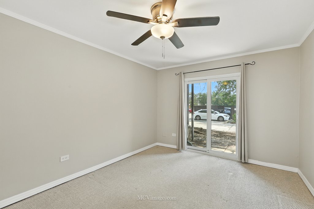 6186 Pinewood Court #102, Willowbrook, IL 60527