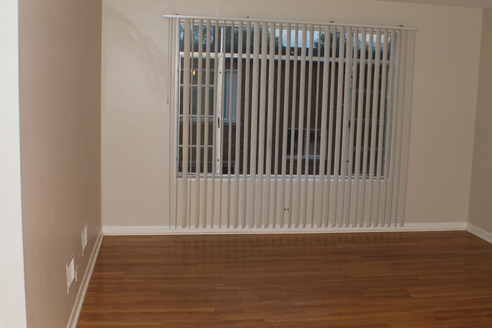 737 Walnut Street #737, Waukegan, IL 60085
