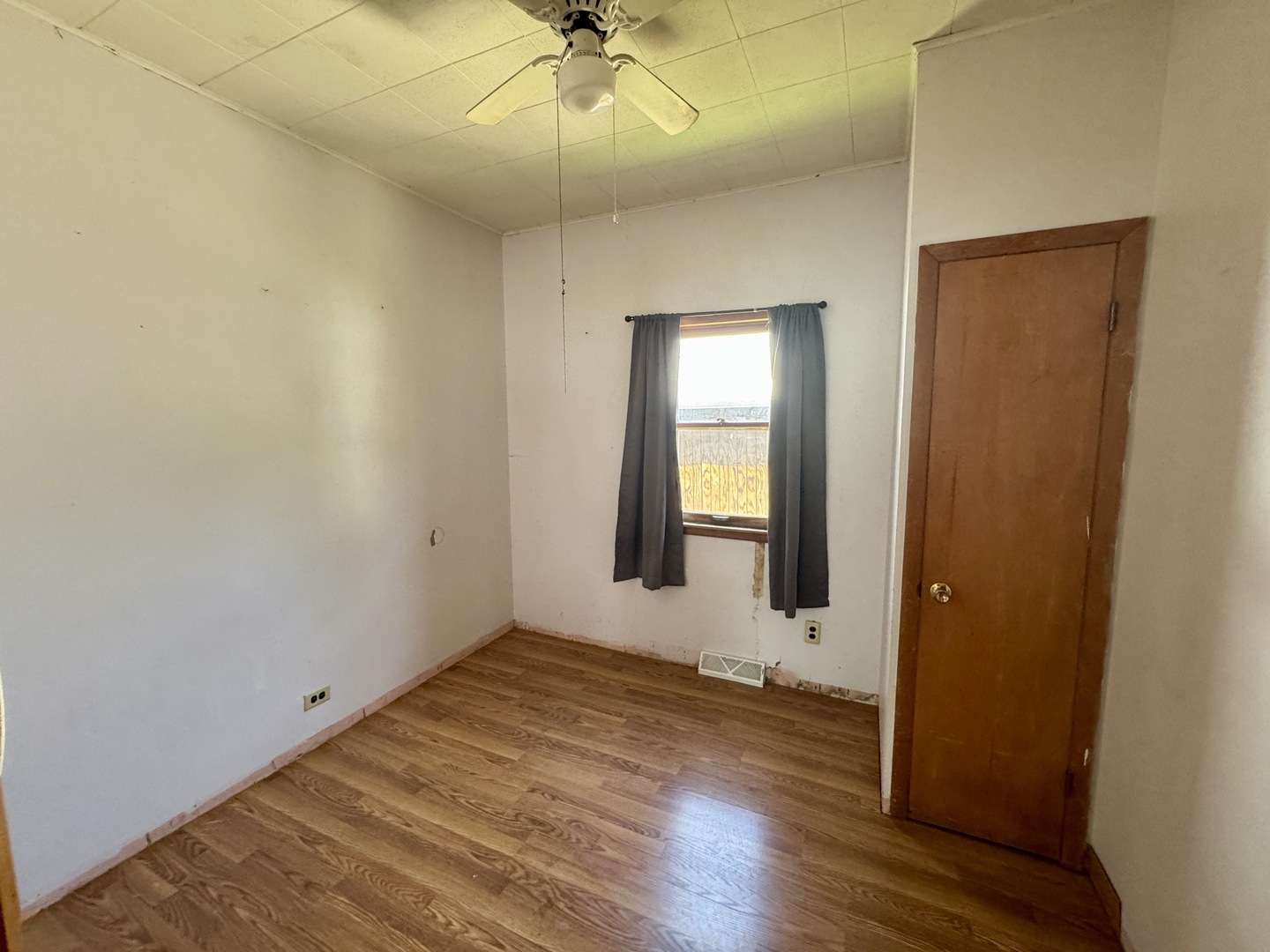 221 E 1st Street, Spring Valley, IL 61362