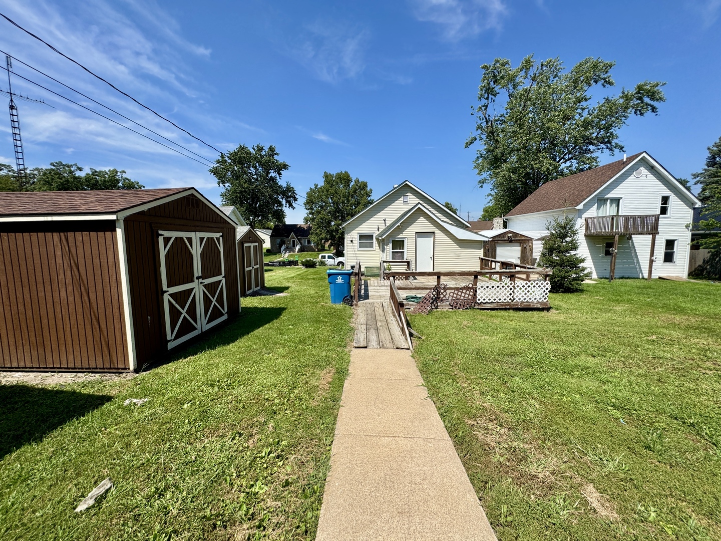 221 E 1st Street, Spring Valley, IL 61362