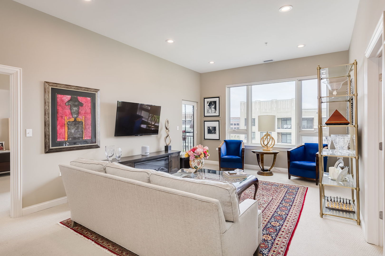 801 VILLAGE CENTER Drive #405, Burr Ridge, IL 60527