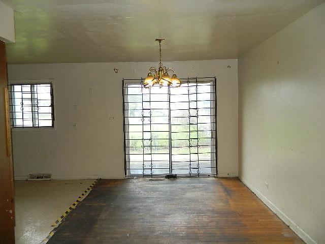 13908 S Reeves Road, Robbins, IL 60472