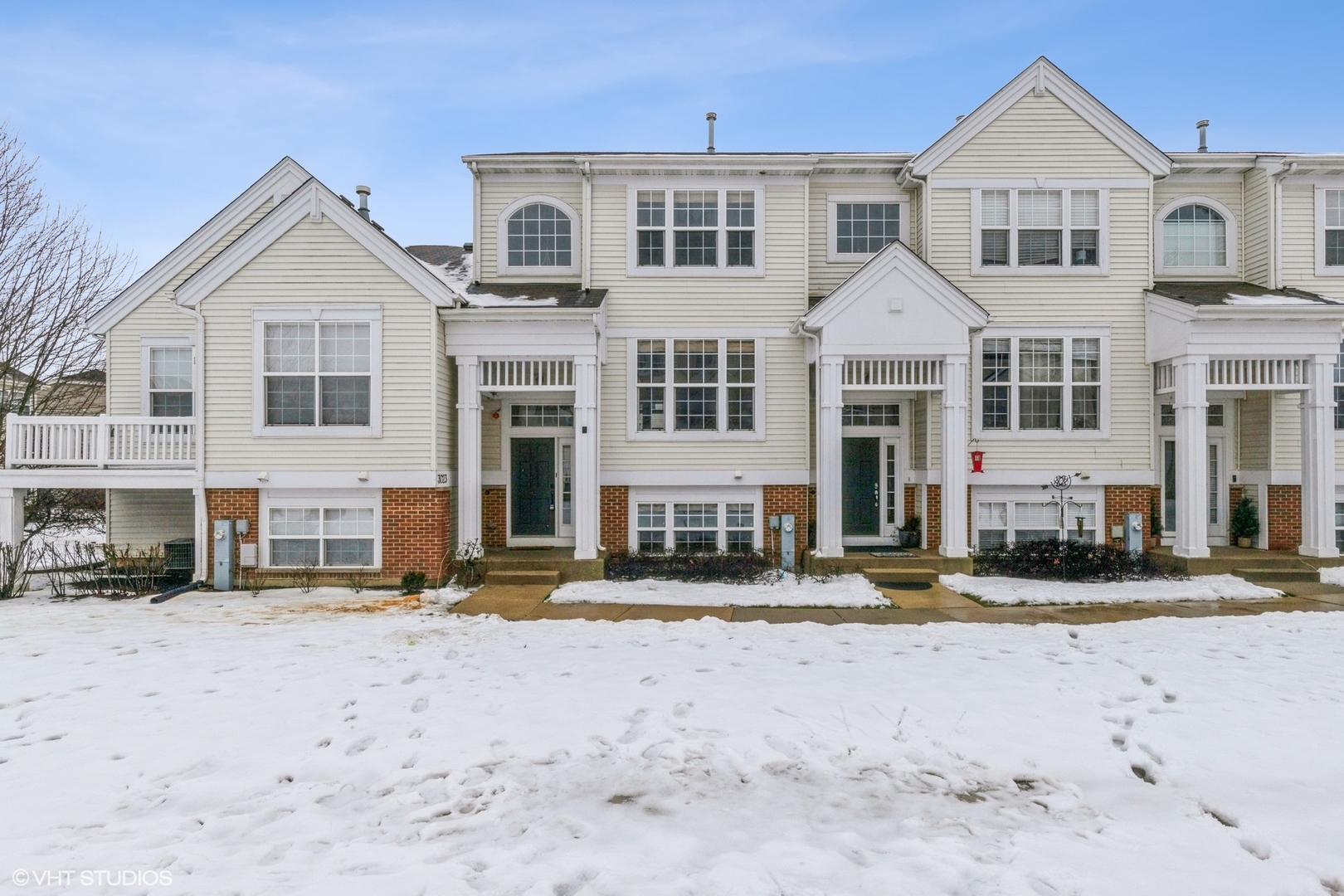 3023 Nicklaus Lane, Wadsworth, IL 60083