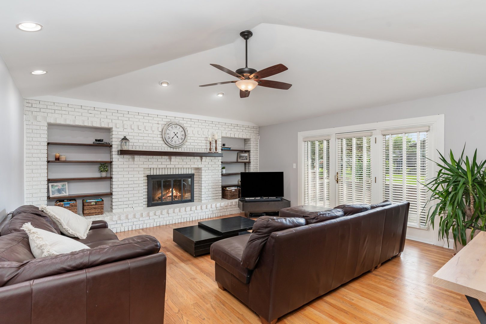 2663 Bentley Court, Lisle, IL 60532