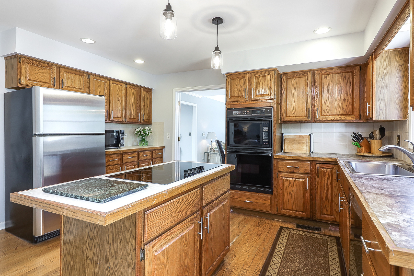 849 Bonnie Brae Lane, Bolingbrook, IL 60440