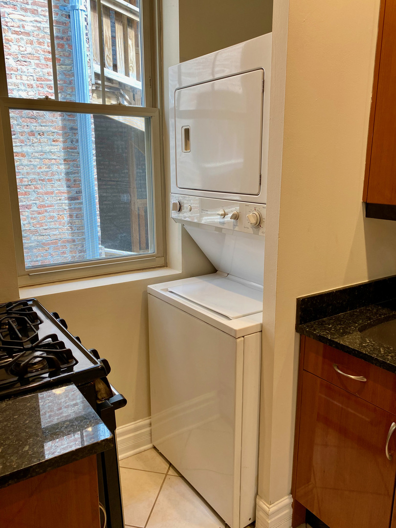 2133 N Kedzie Boulevard #1, Chicago, IL 60647