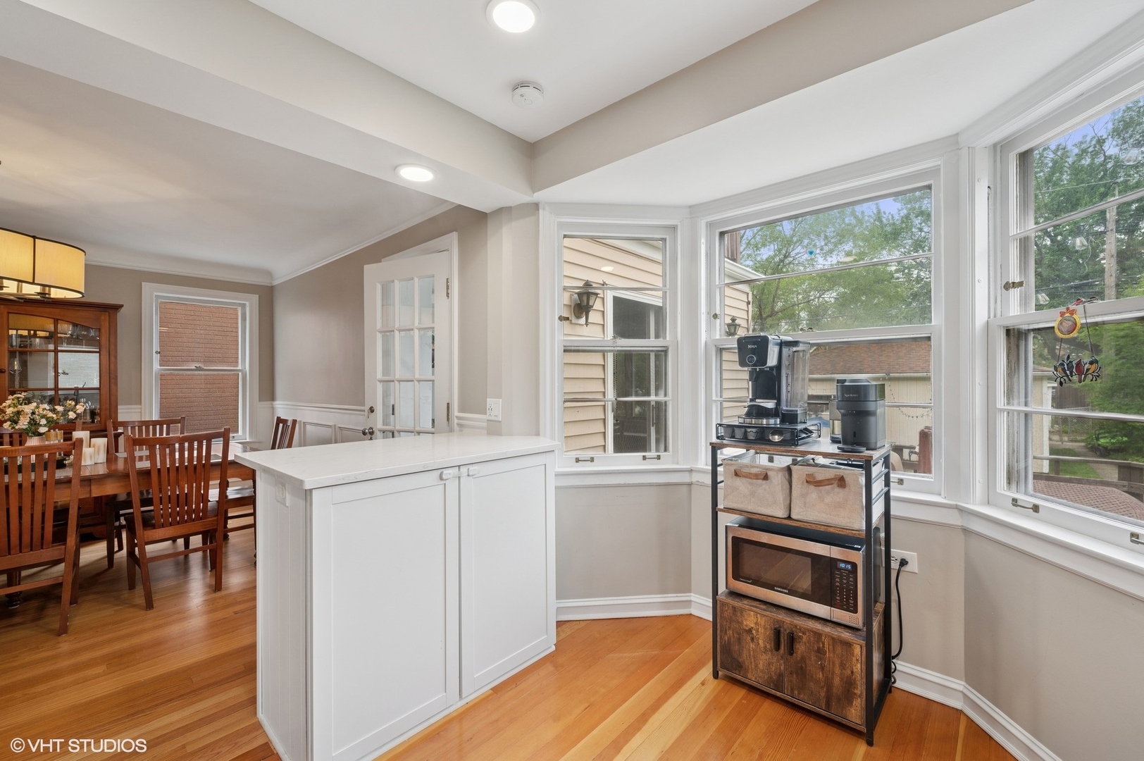 6134 N Tripp Avenue, Chicago, IL 60646