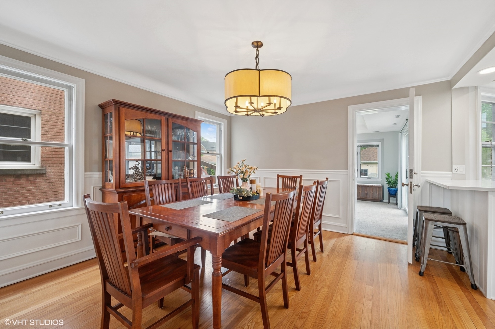 6134 N Tripp Avenue, Chicago, IL 60646
