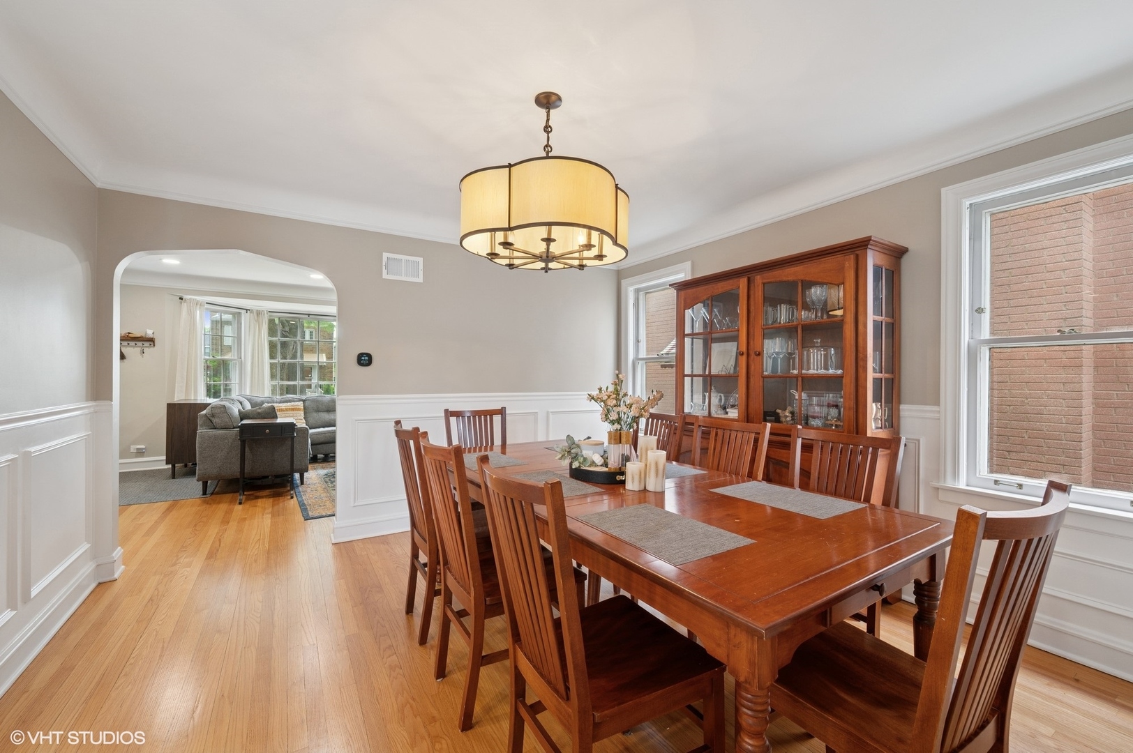 6134 N Tripp Avenue, Chicago, IL 60646