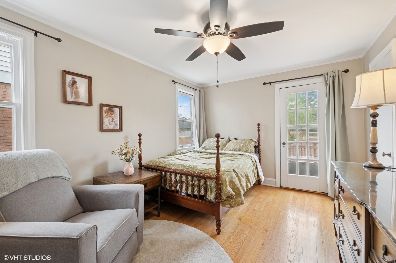 6134 N Tripp Avenue, Chicago, IL 60646