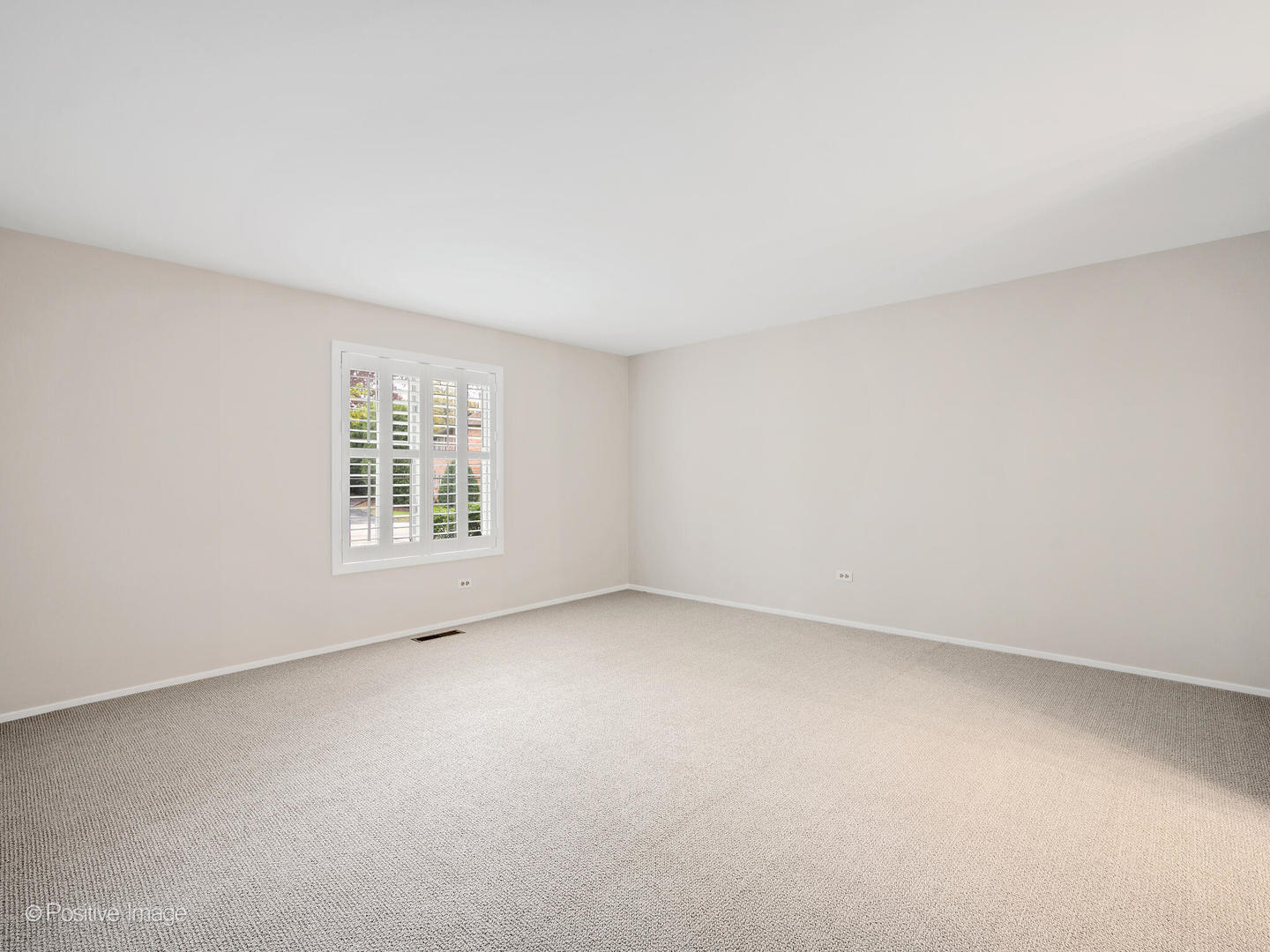 5812 Wolf Road #2, Western Springs, IL 60558