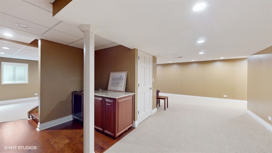 528 Terrace Lane, South Elgin, IL 60177