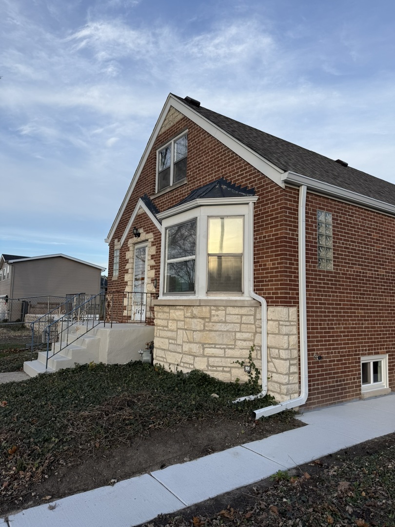 2427 N Erie Street, River Grove, IL 60171