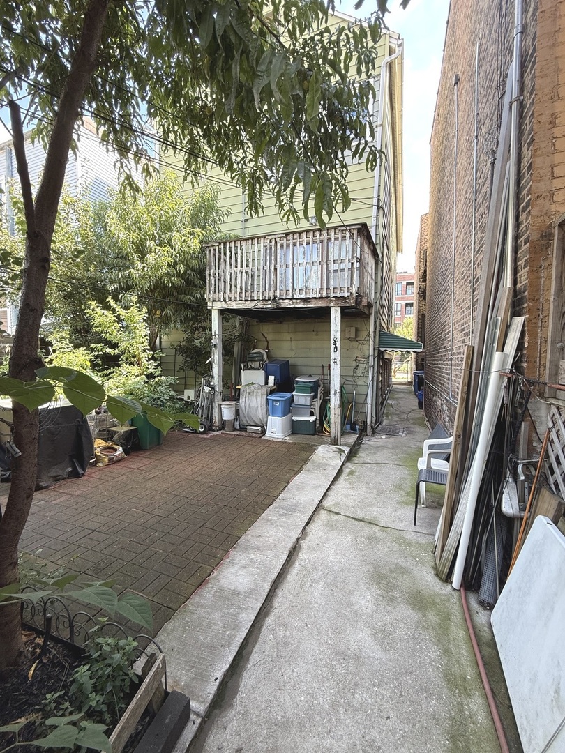 2662 N Ashland Avenue, Chicago, IL 60614