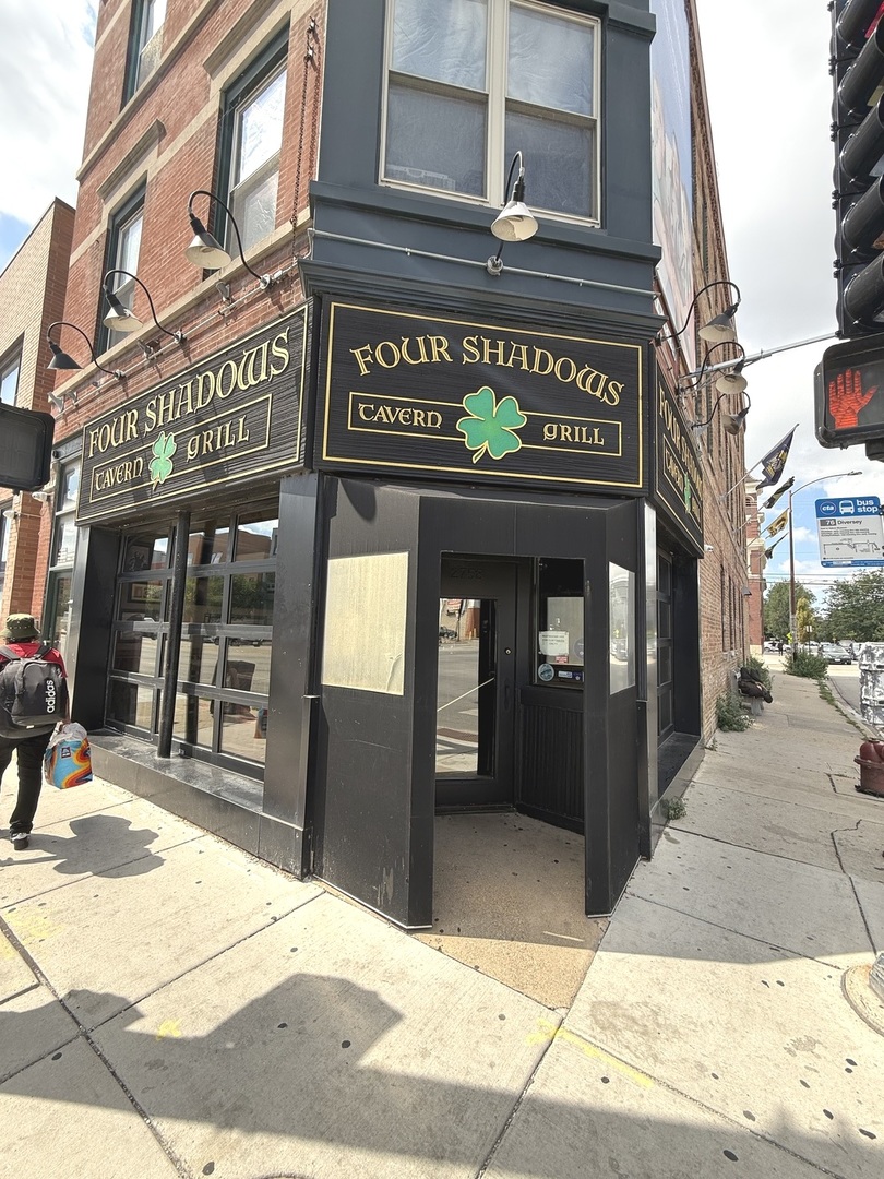 2662 N Ashland Avenue, Chicago, IL 60614