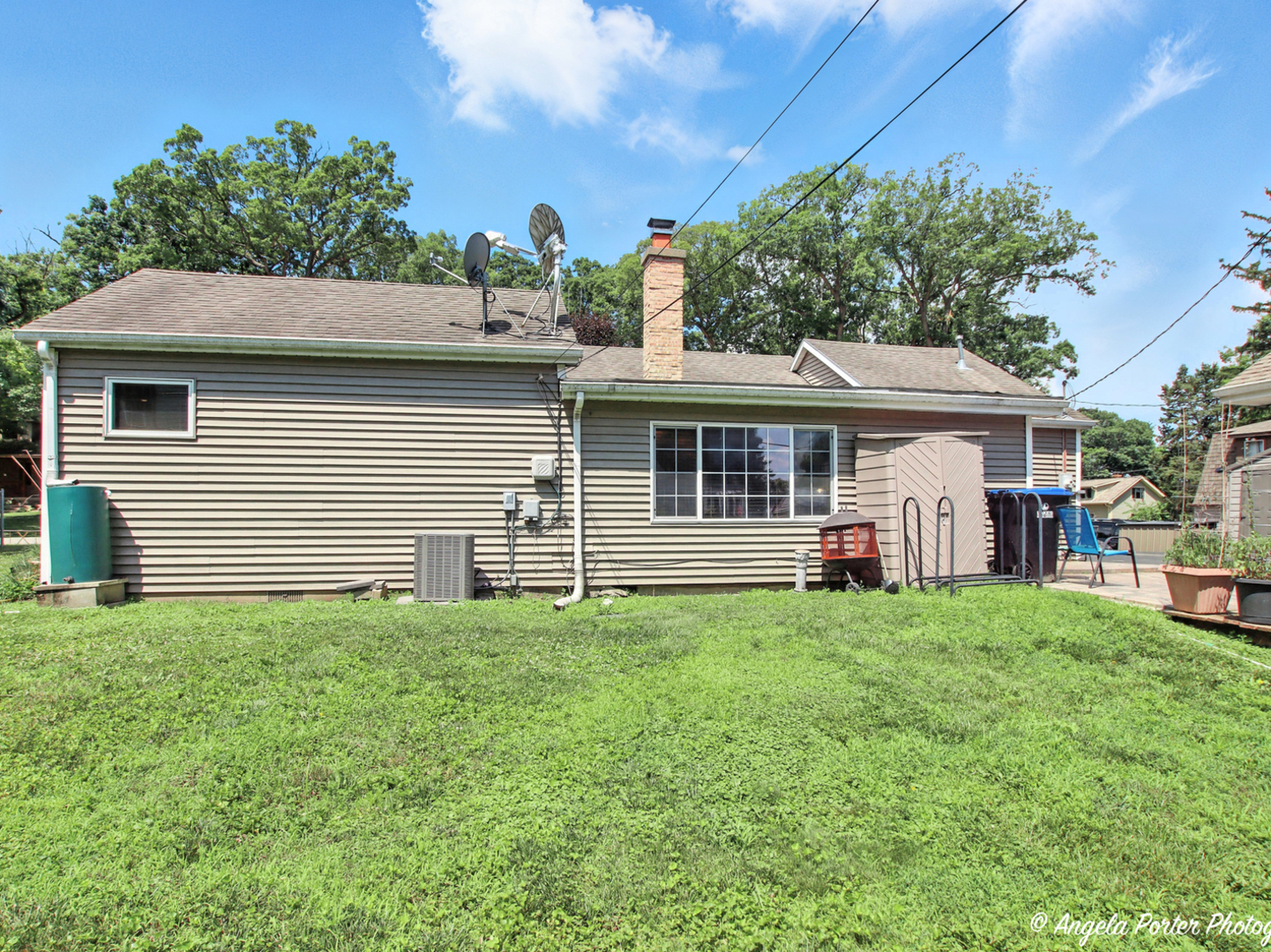2912 Magellan Drive, McHenry, IL 60051