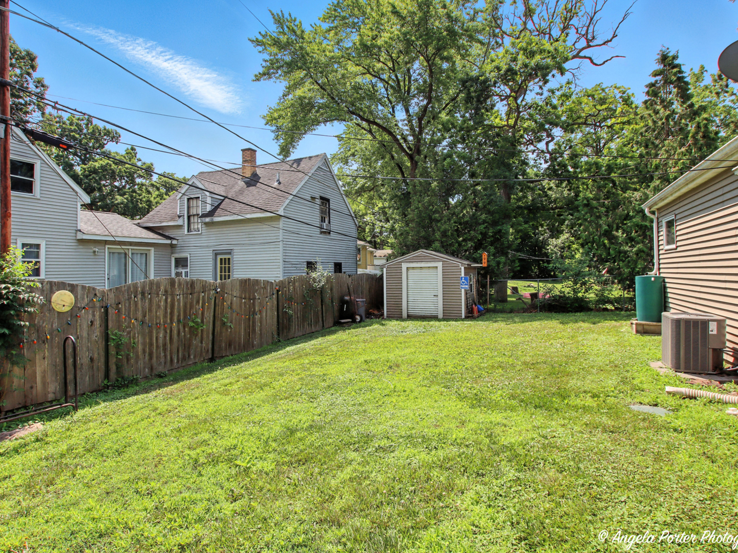 2912 Magellan Drive, McHenry, IL 60051