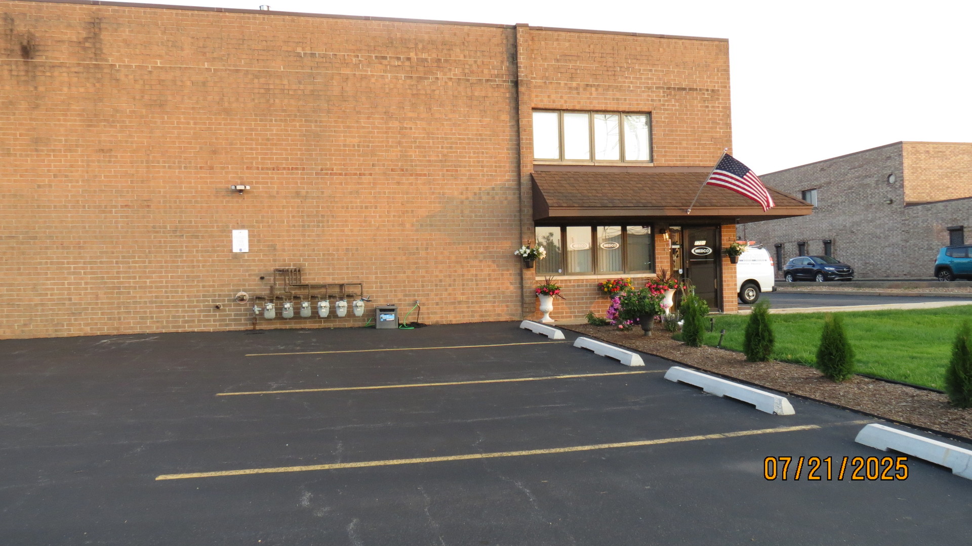 7701 W 98th Street, Hickory Hills, IL 60457