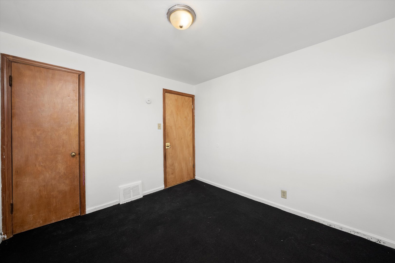 12216 S Carpenter Street, Chicago, IL 60643