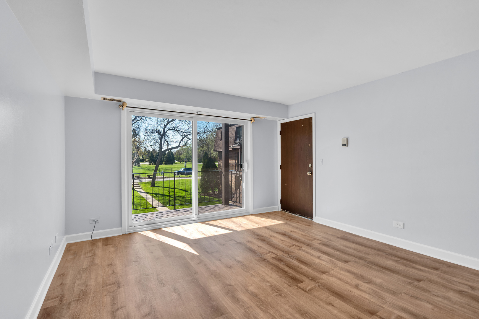 503 Mchenry Road #2A, Wheeling, IL 60090