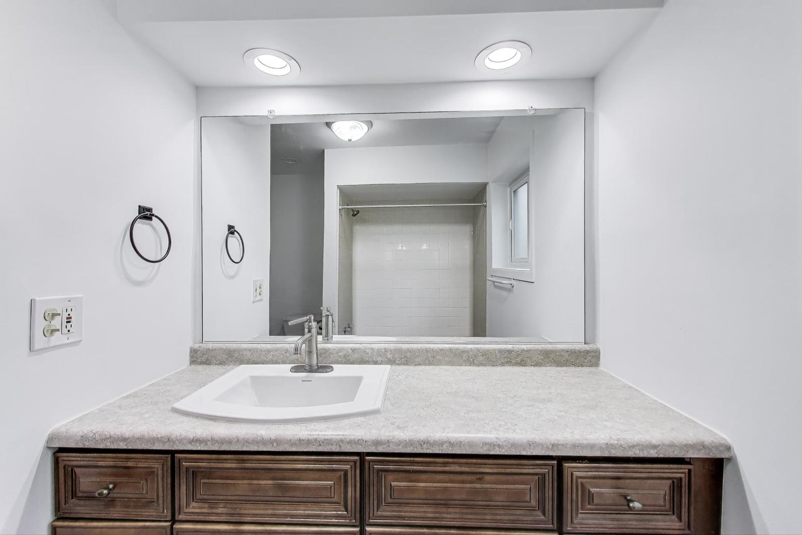 9032 N Churchill Circle #1, Niles, IL 60714