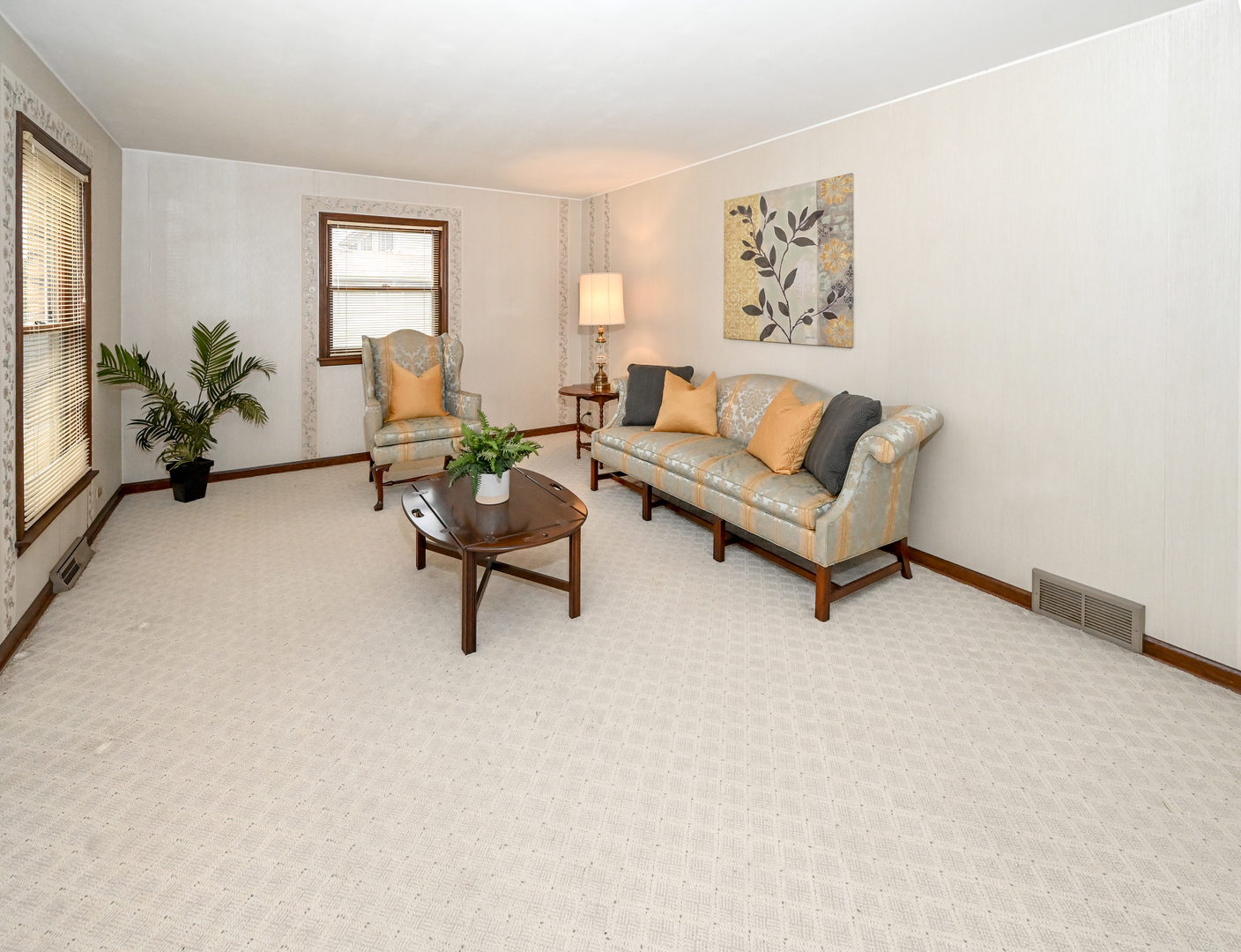 249 S Arlington Heights Road, Elk Grove Village, IL 60007