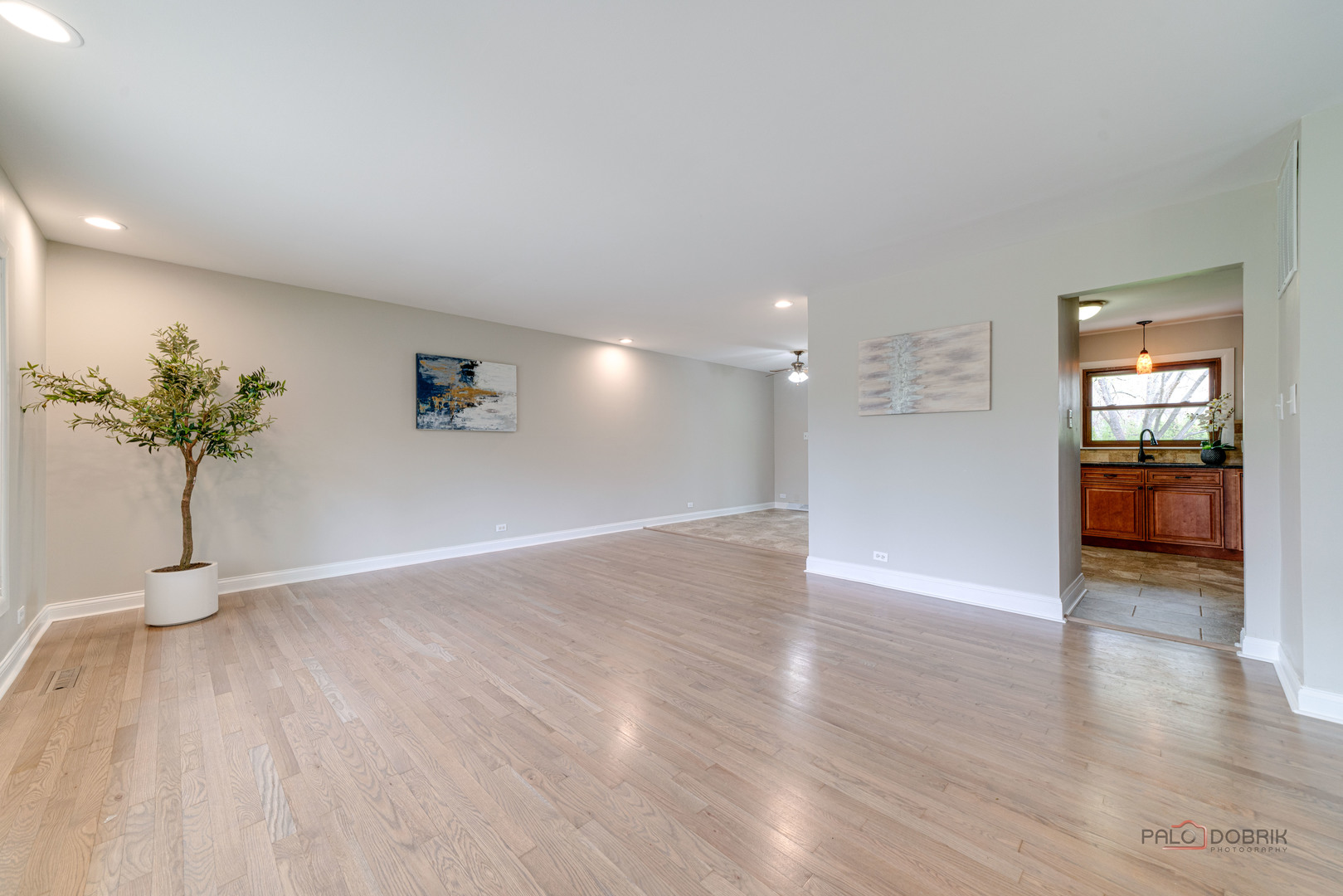 15440 W Fair Lane, Libertyville, IL 60048