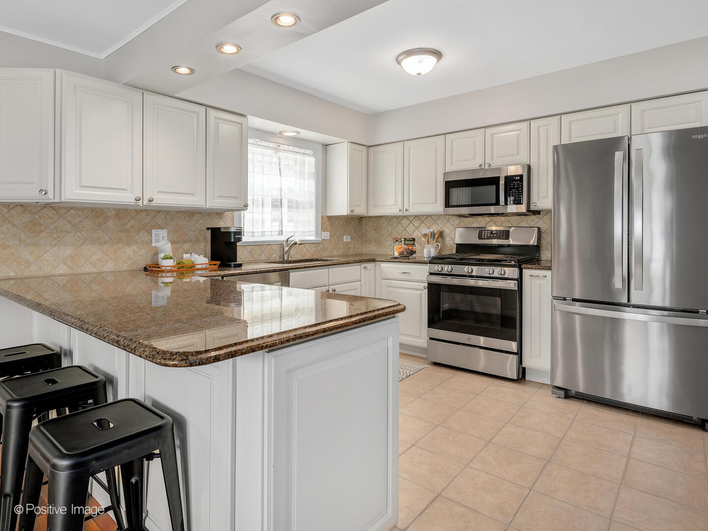 805 S Madison Avenue, La Grange, IL 60525