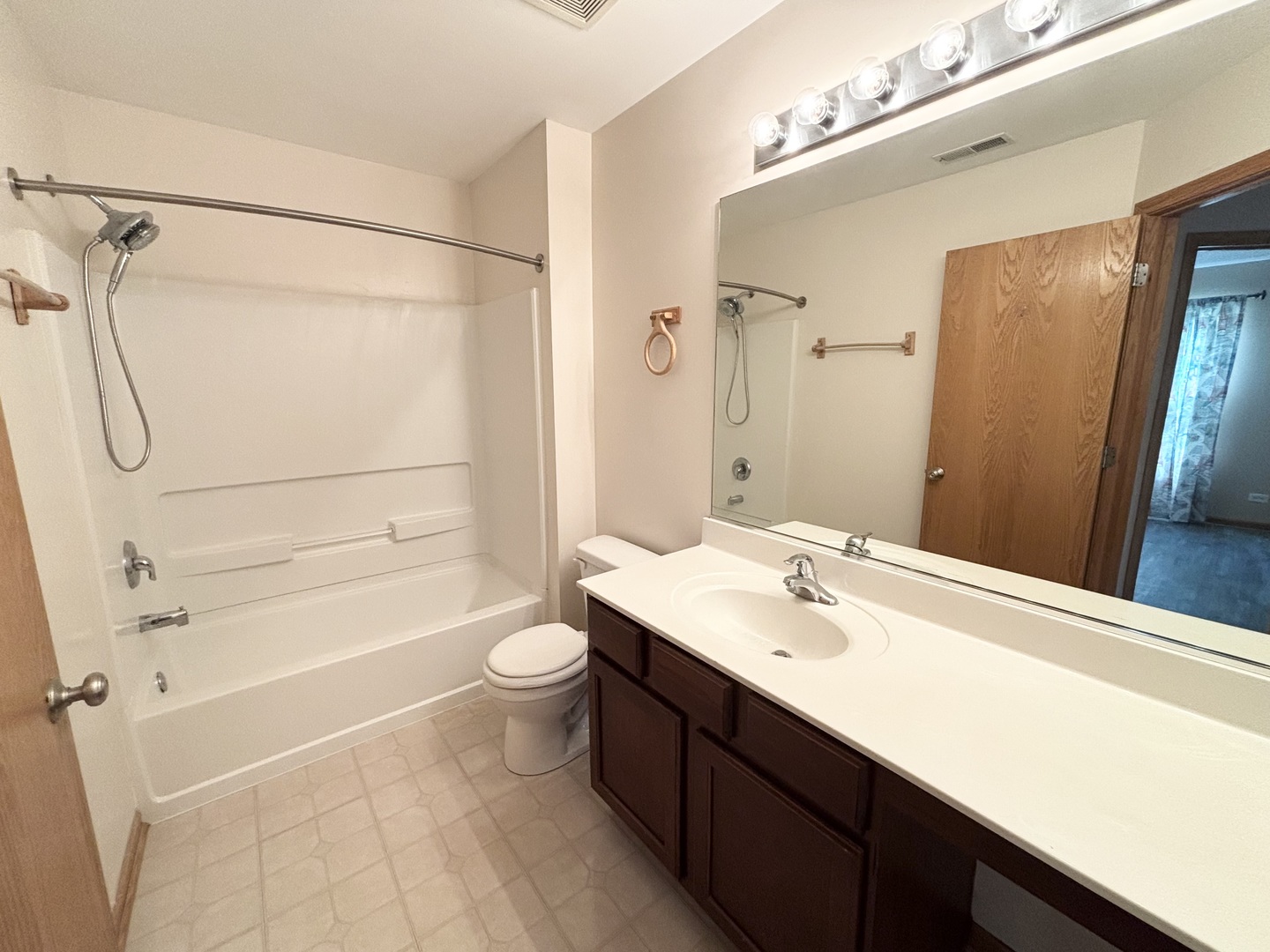 3922 Preston Drive #3922, Yorkville, IL 60560