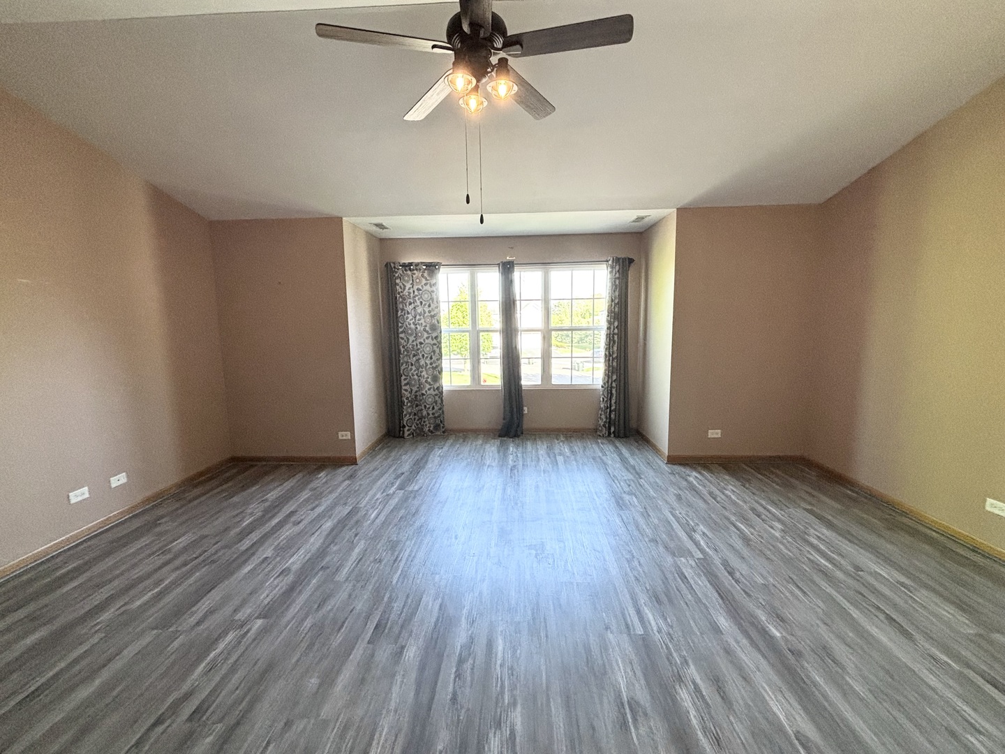 3922 Preston Drive #3922, Yorkville, IL 60560