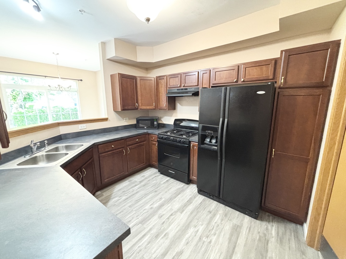 3922 Preston Drive #3922, Yorkville, IL 60560